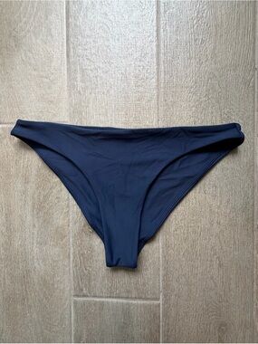 Mikoh Navy Bikini Bottom Size Medium